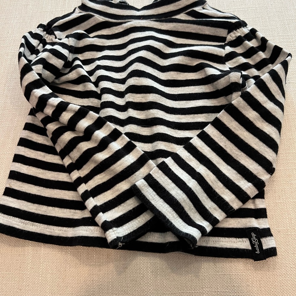 GAP Black and White Striped Long Sleeve Tee